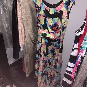 Tahari floral cocktail dress